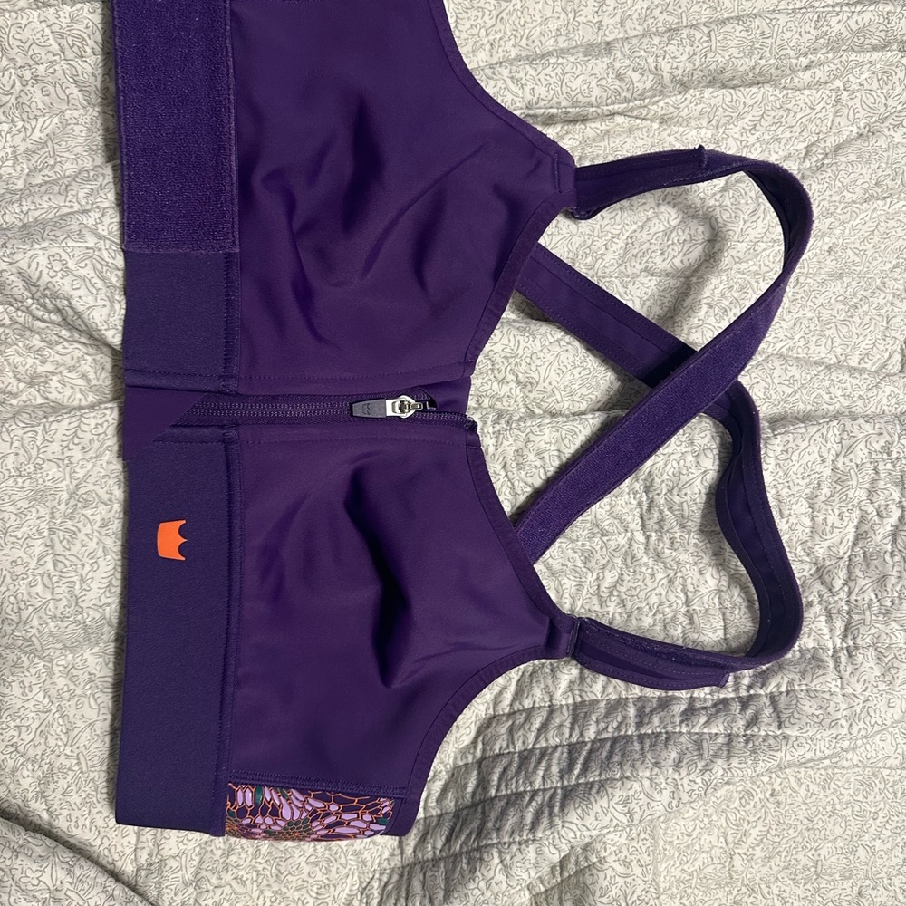 Shefit Luxe Sports Bra with Orange Detail